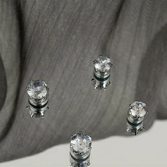 1pair Magnetic Artificial Diamond - Picture 2 of 5